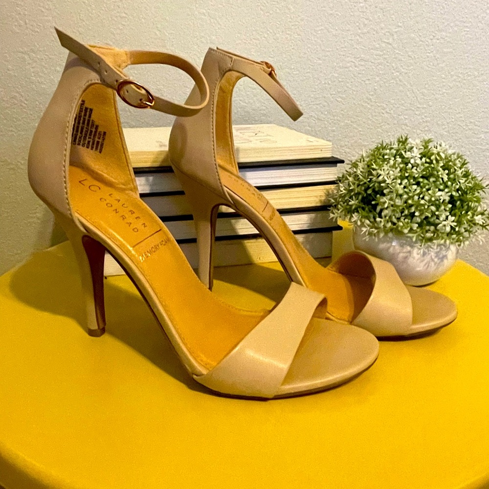 Lauren Conrad Simple Sexy Nude Heels